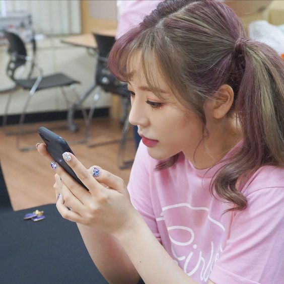 A moment captured by Girls' Generation's fan
