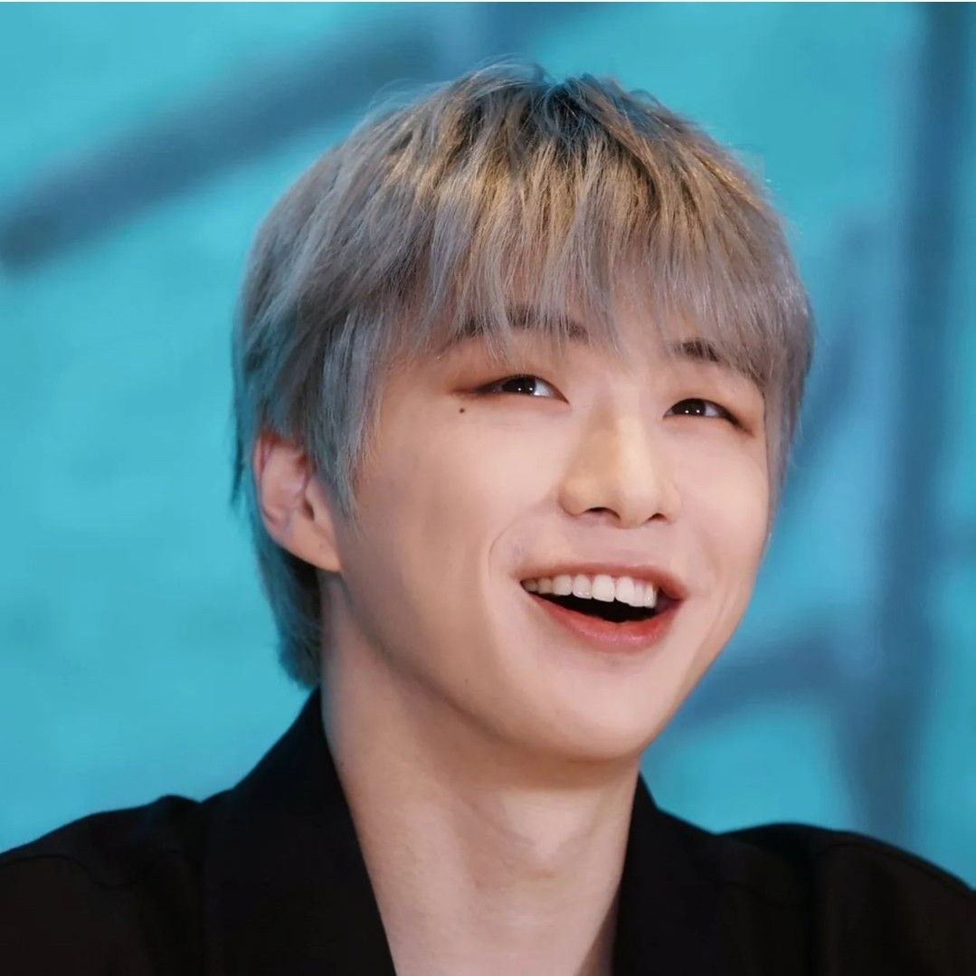 강다니엘의 최신 사진