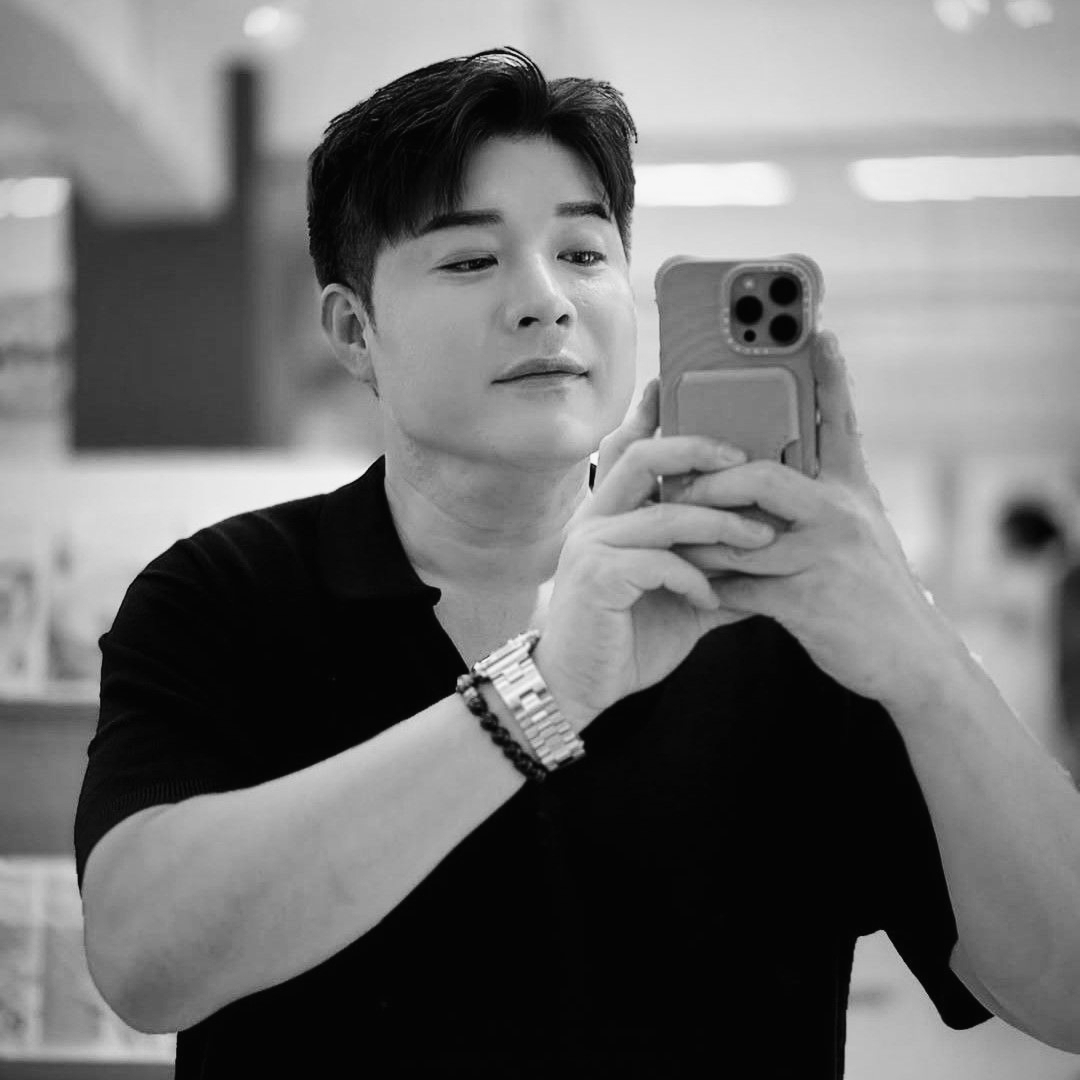 Latest photo of Shindong (Super Junior)