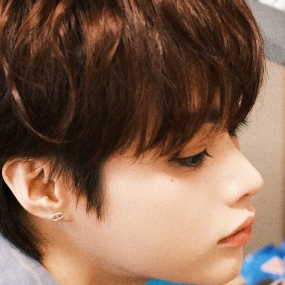 Recent activity shot of Hanbin (TEMPEST)