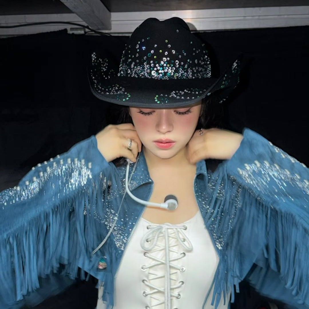 Recent activity shot of Jeongyeon (TWICE)