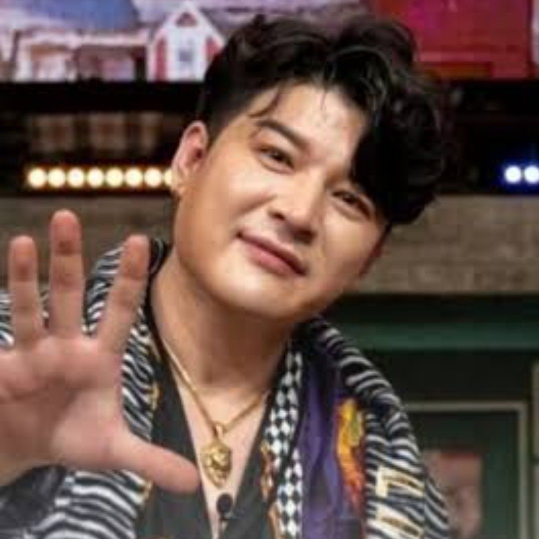 A moment captured by Shindong (Super Junior)'s fan