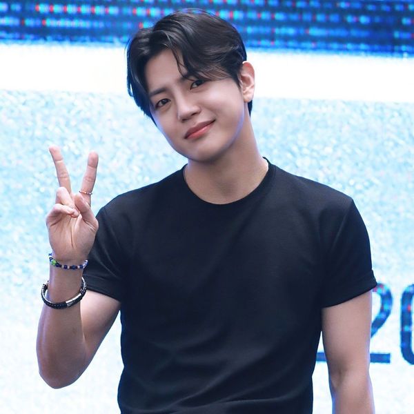 Popular profile picture of Donghun (A.C.E) loved by fans