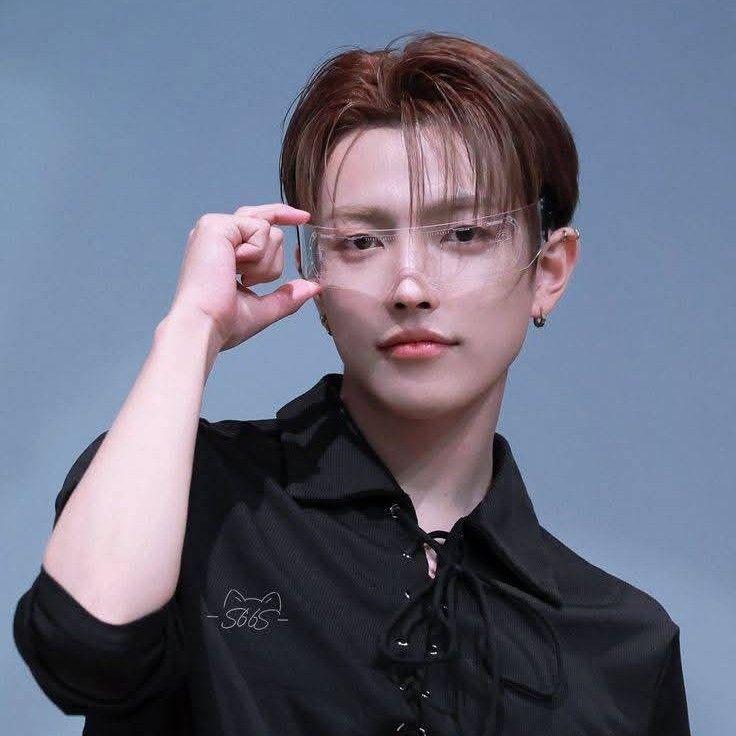 Behind-the-scenes cut of Hongjoong (ATEEZ)
