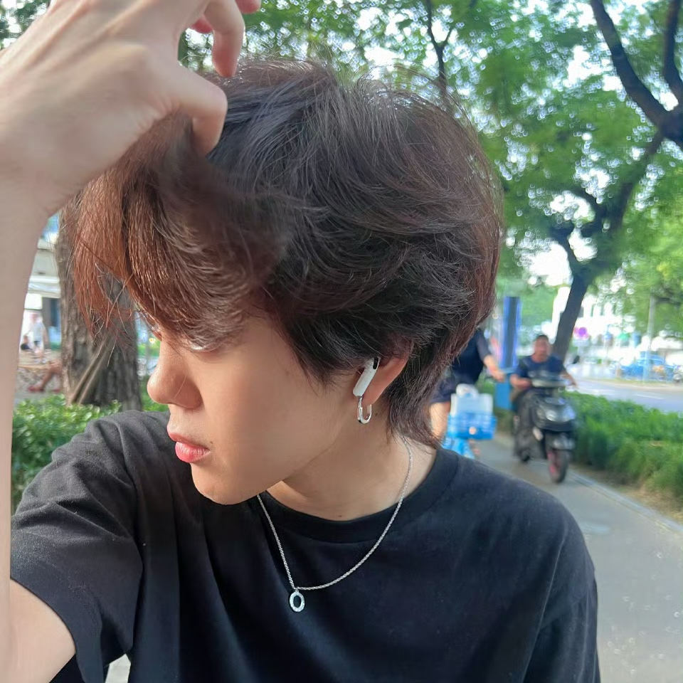 A moment captured by THI-O (NexT1DE)'s fan