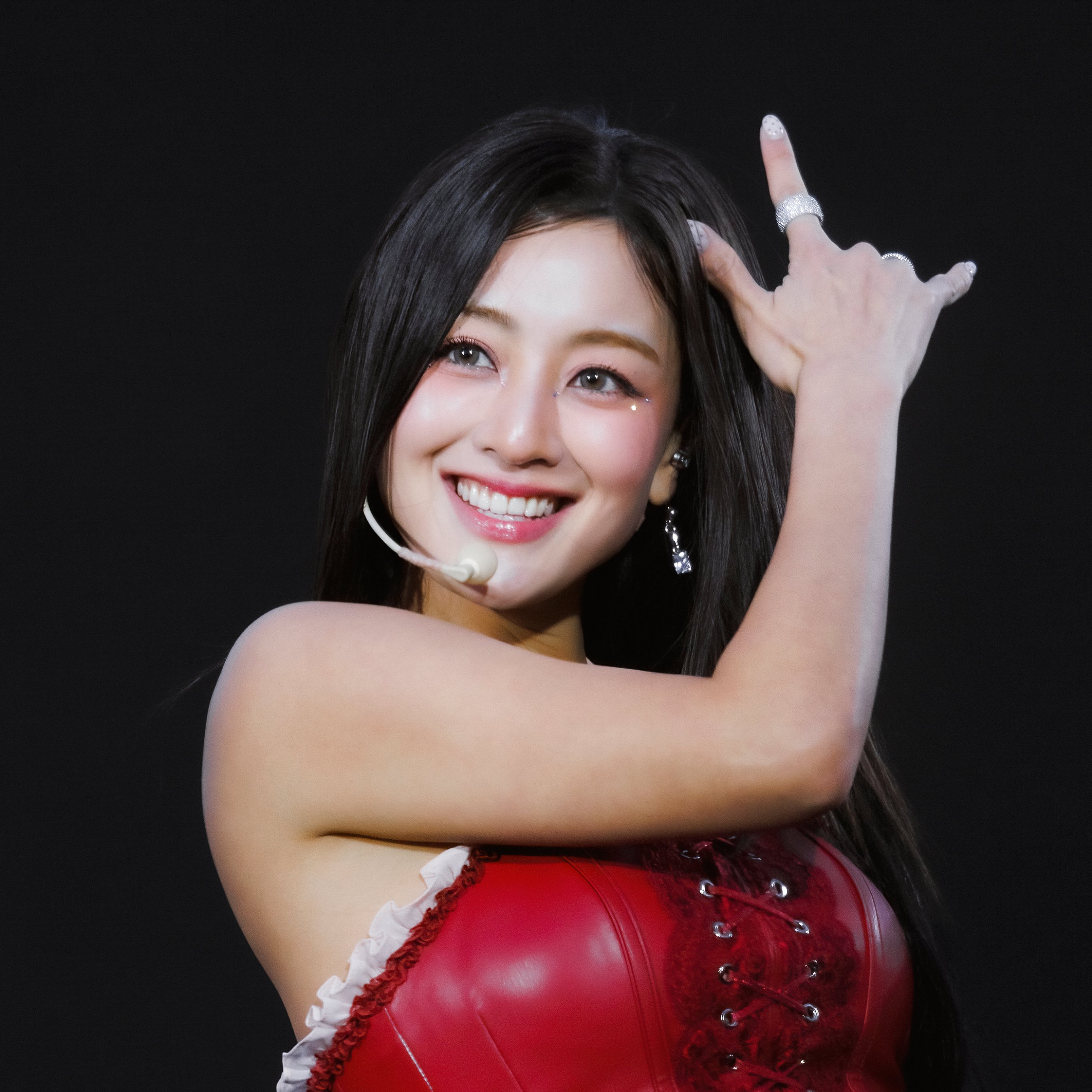 Recent activity shot of Jihyo (TWICE)