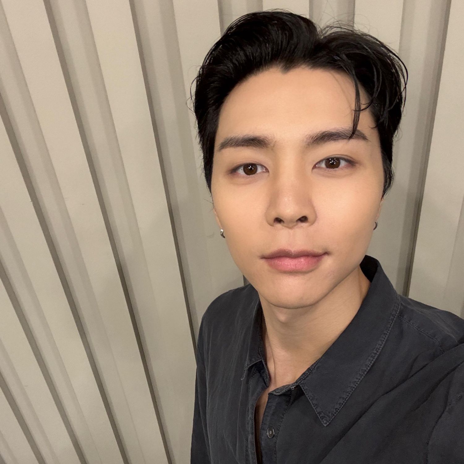 Behind-the-scenes cut of Johnny (NCT 127)