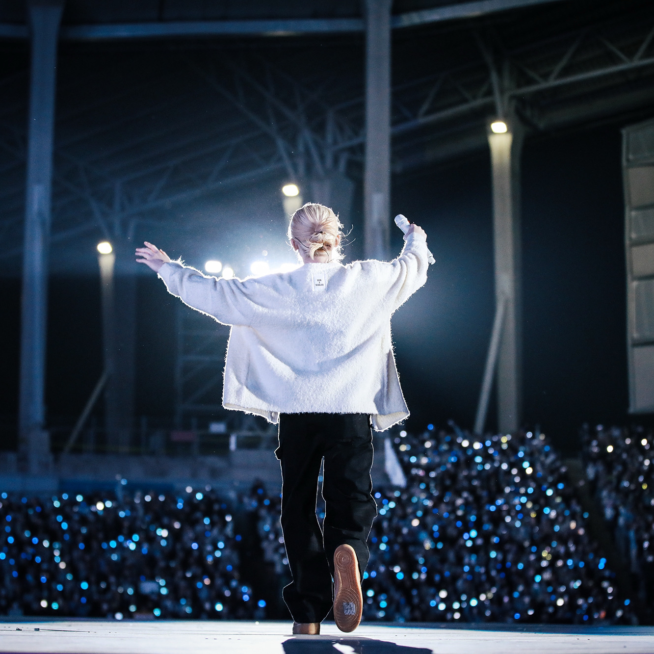 Latest photo of Woozi (SEVENTEEN)