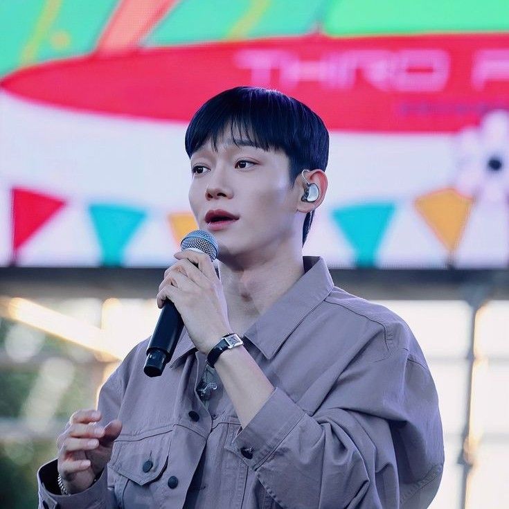 Latest photo of Chen (EXO)