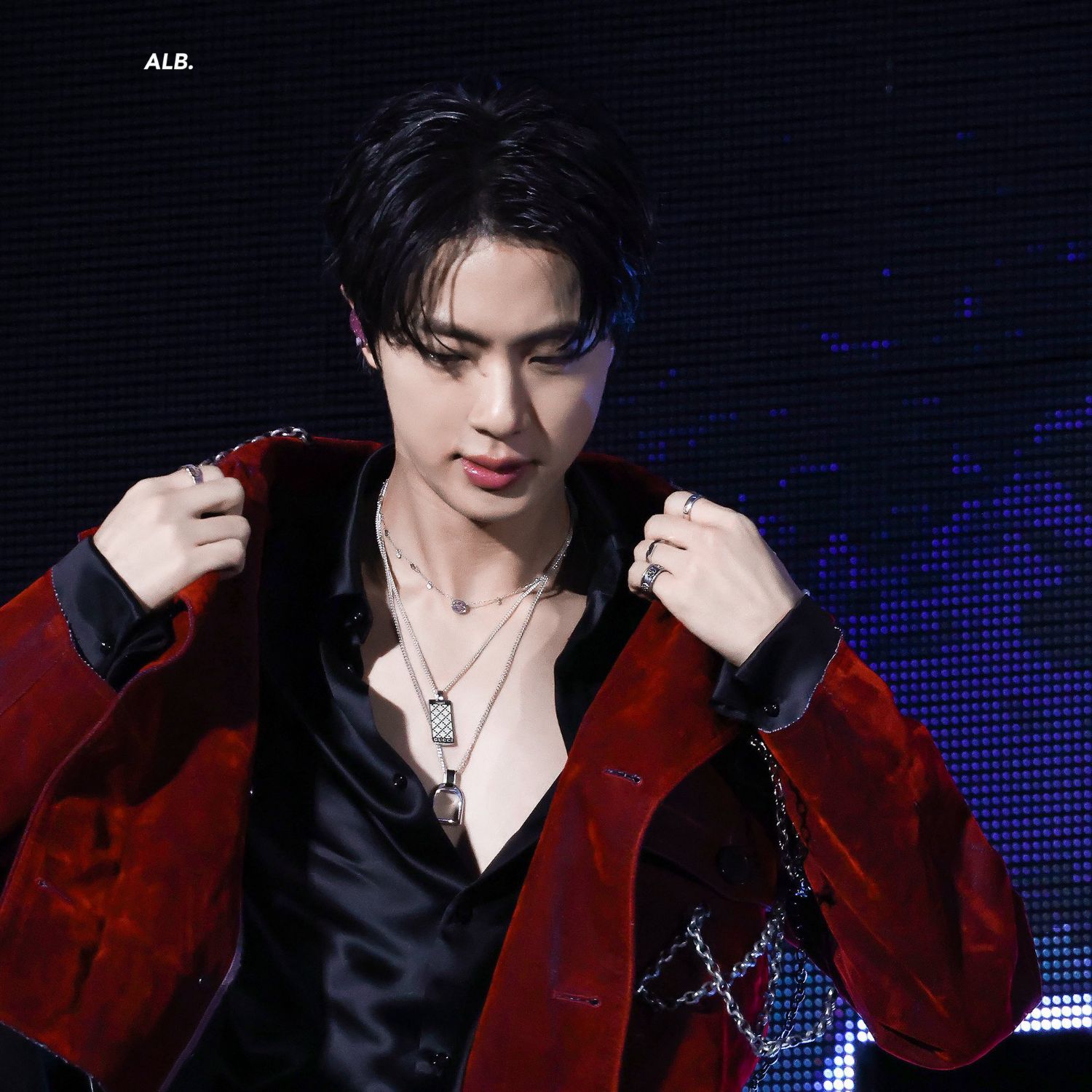 Behind-the-scenes cut of Jin (BTS)