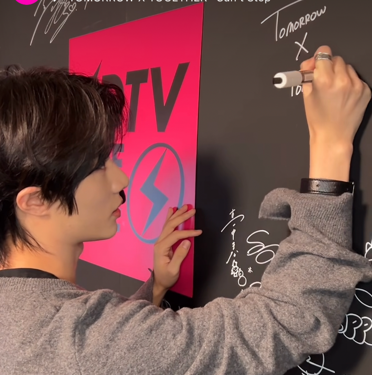 TOMORROW X TOGETHER粉絲拍下的瞬間