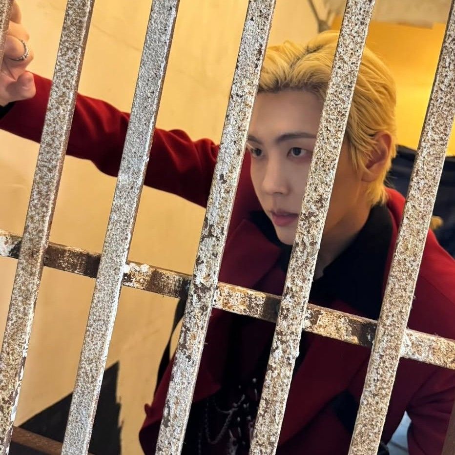 Latest photo of Jaeyoon (SF9)
