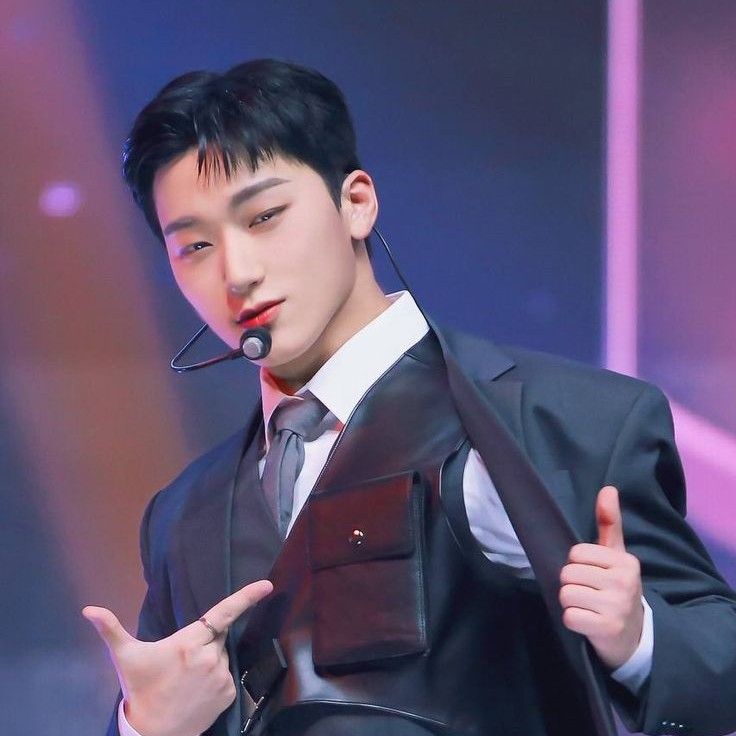 에이티즈의 비하인드 컷