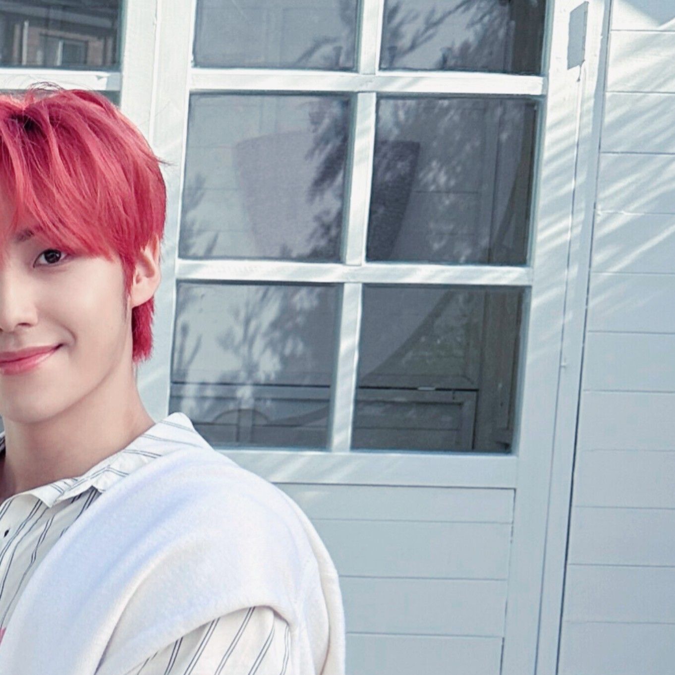 李垠尚 (YOUNITE)的最新照片