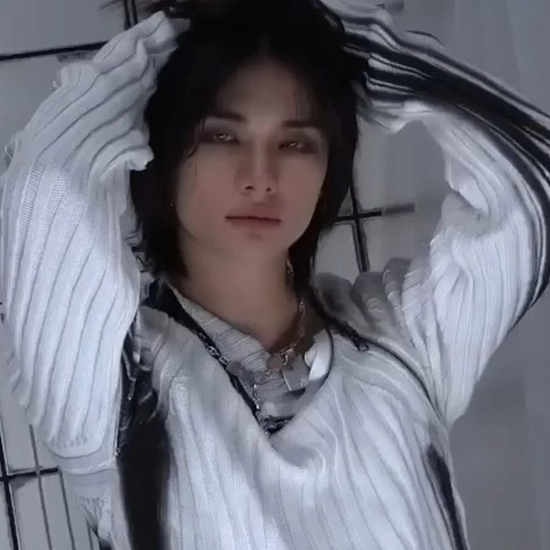 Foto terbaru Felix (Stray Kids)