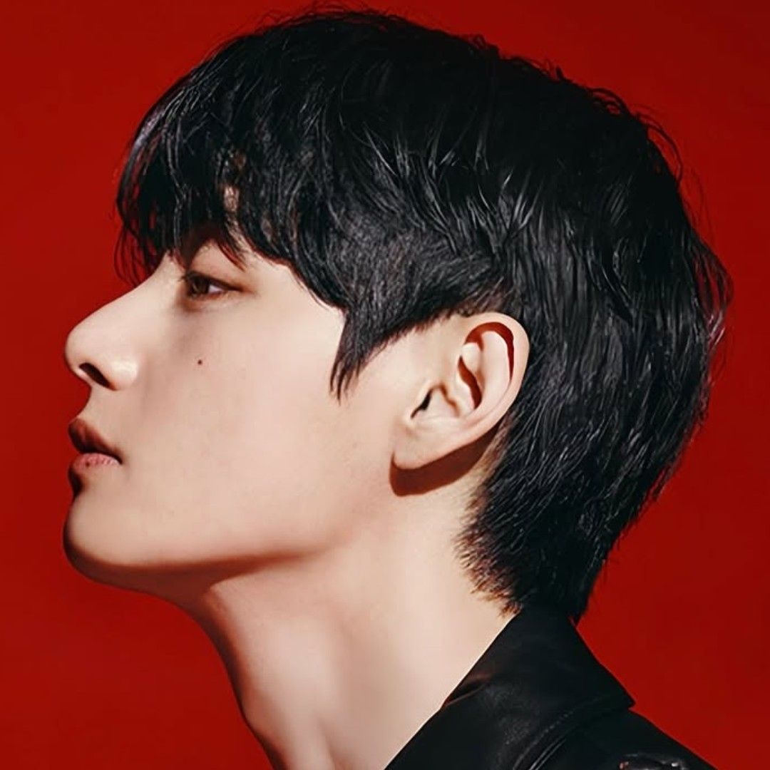 뷔 (방탄소년단)의 비하인드 컷