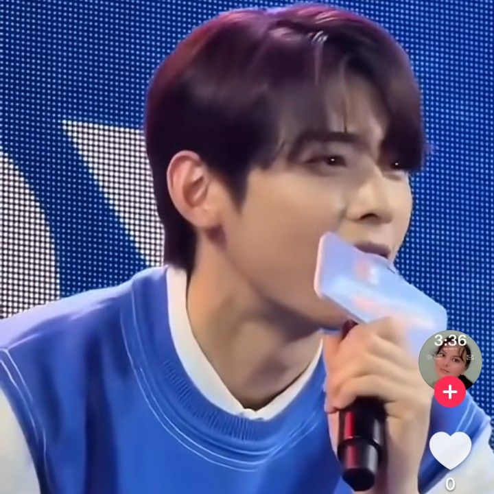 아스트로 최근 활동샷