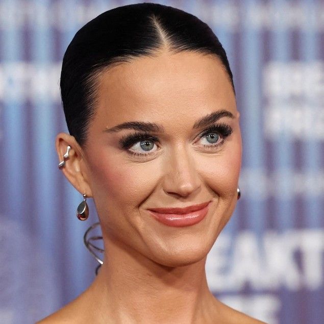 Behind-the-scenes cut of Katy Perry