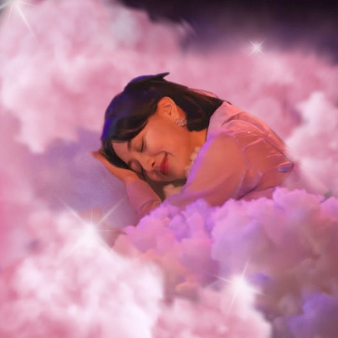 Behind-the-scenes cut of Jihyo (TWICE)