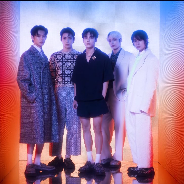 A moment captured by TOMORROW X TOGETHER's fan