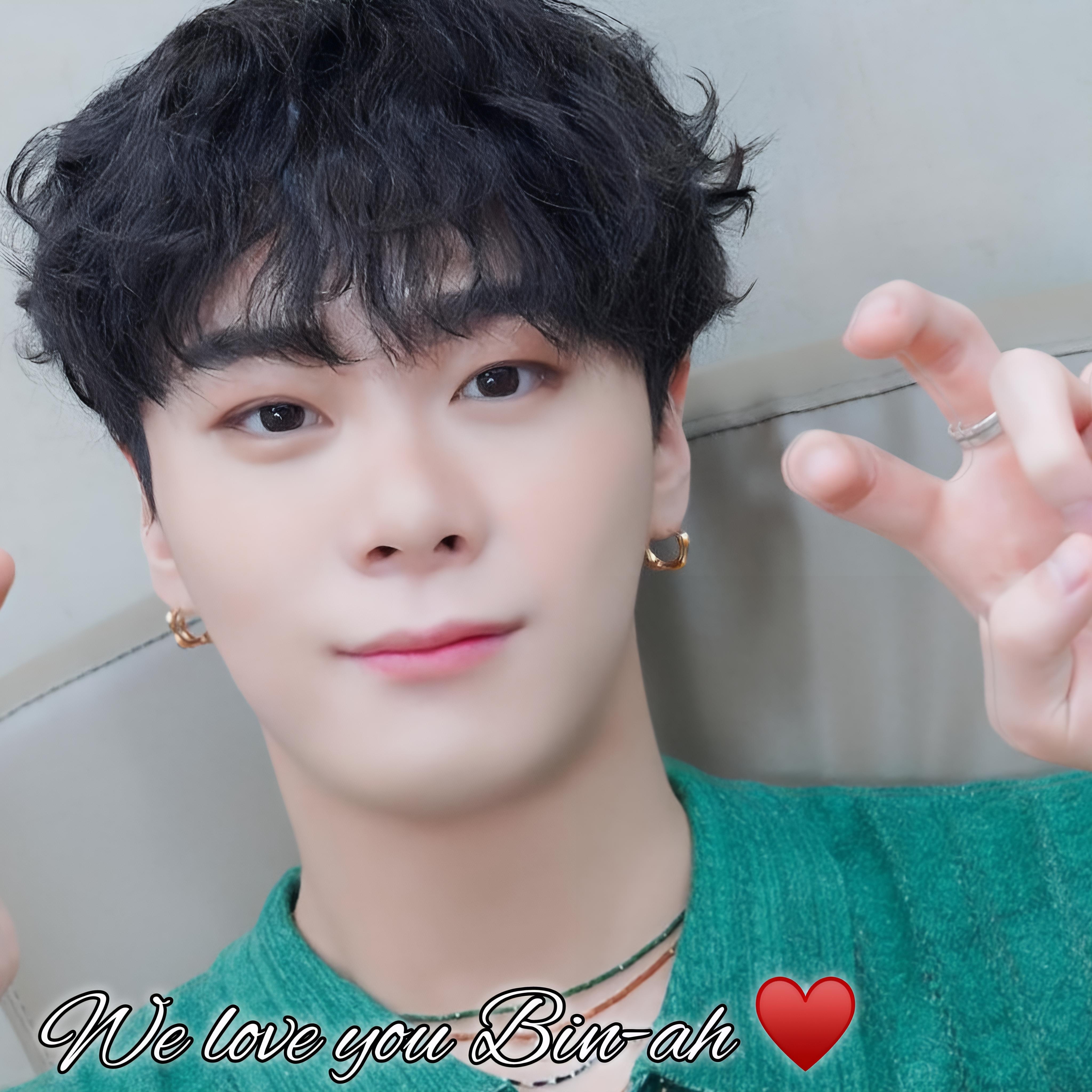 Latest photo of Moonbin (ASTRO)