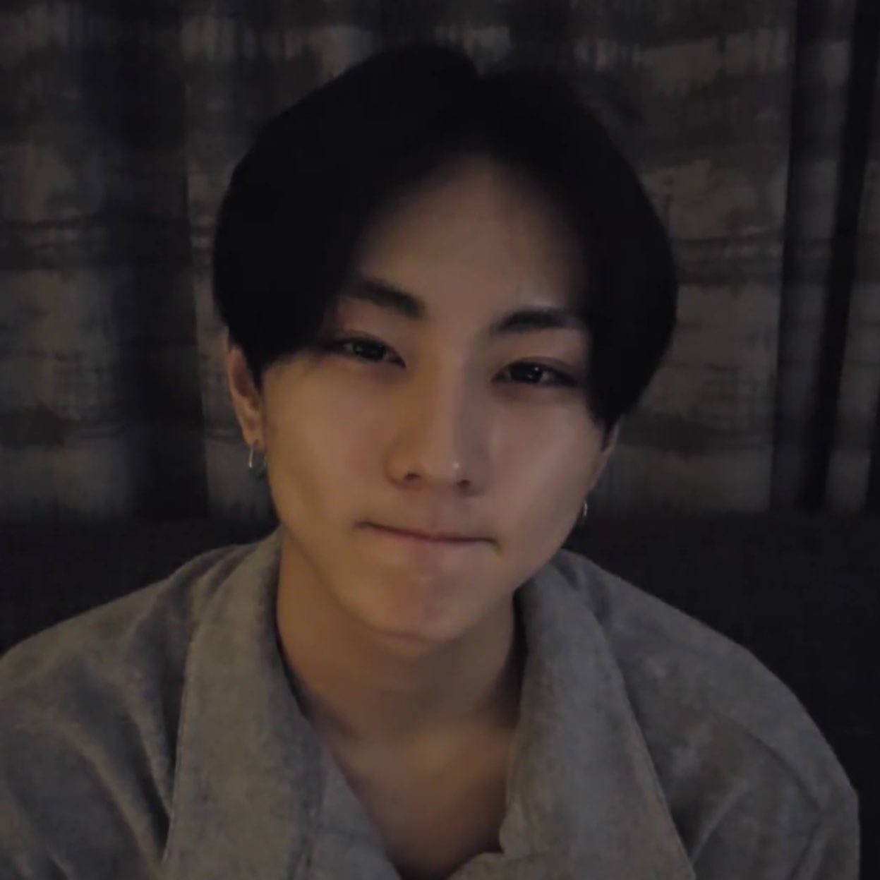 Latest photo of Jungwon (ENHYPEN)