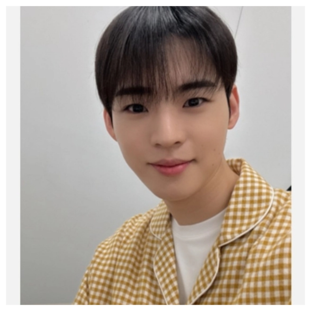 Recent activity shot of Hyojin (ONF)