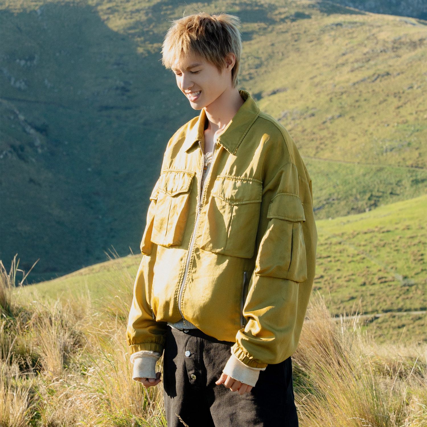 Behind-the-scenes cut of Martin (CORTIS)