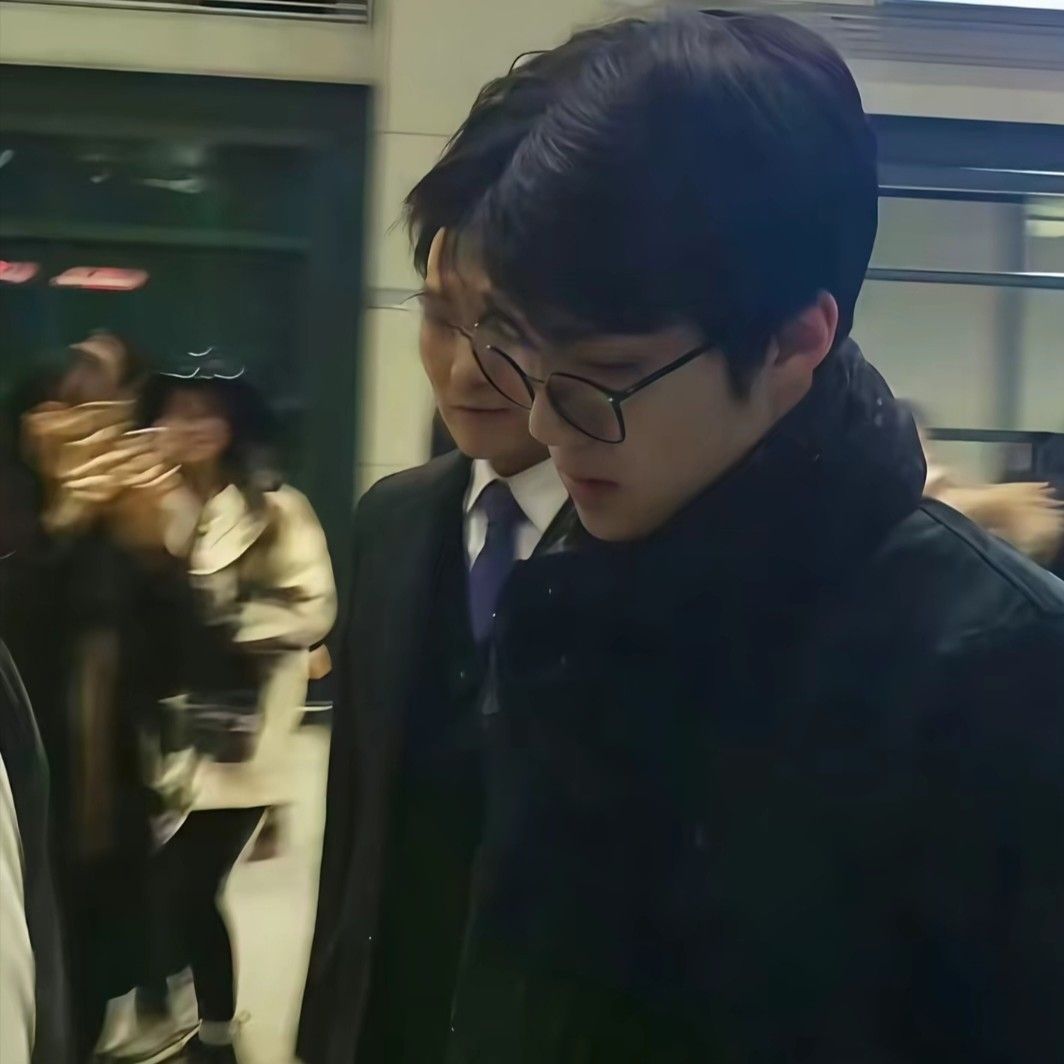 Recent activity shot of Sehun (EXO)