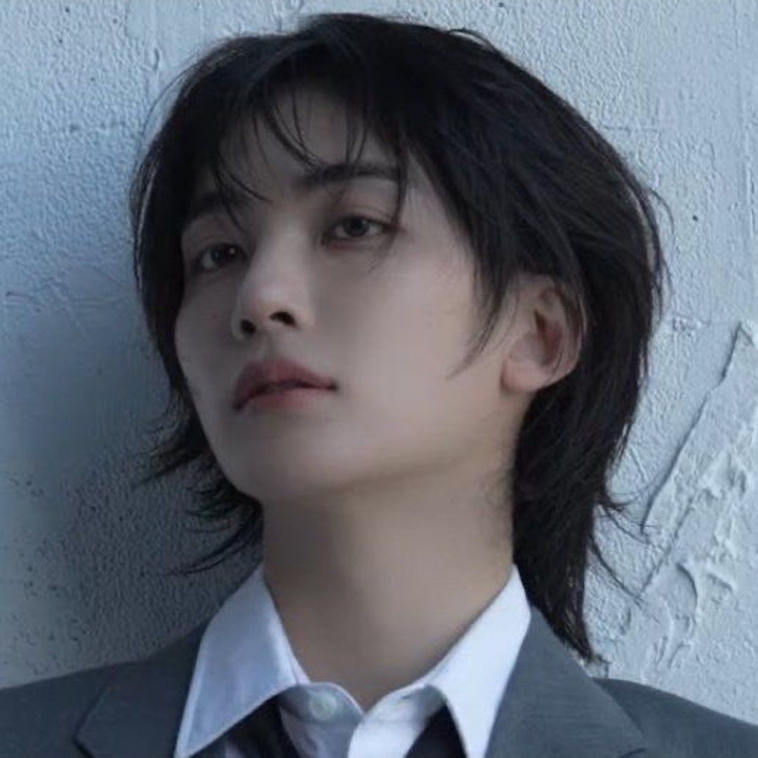 A moment captured by Jeonghan (SEVENTEEN)'s fan