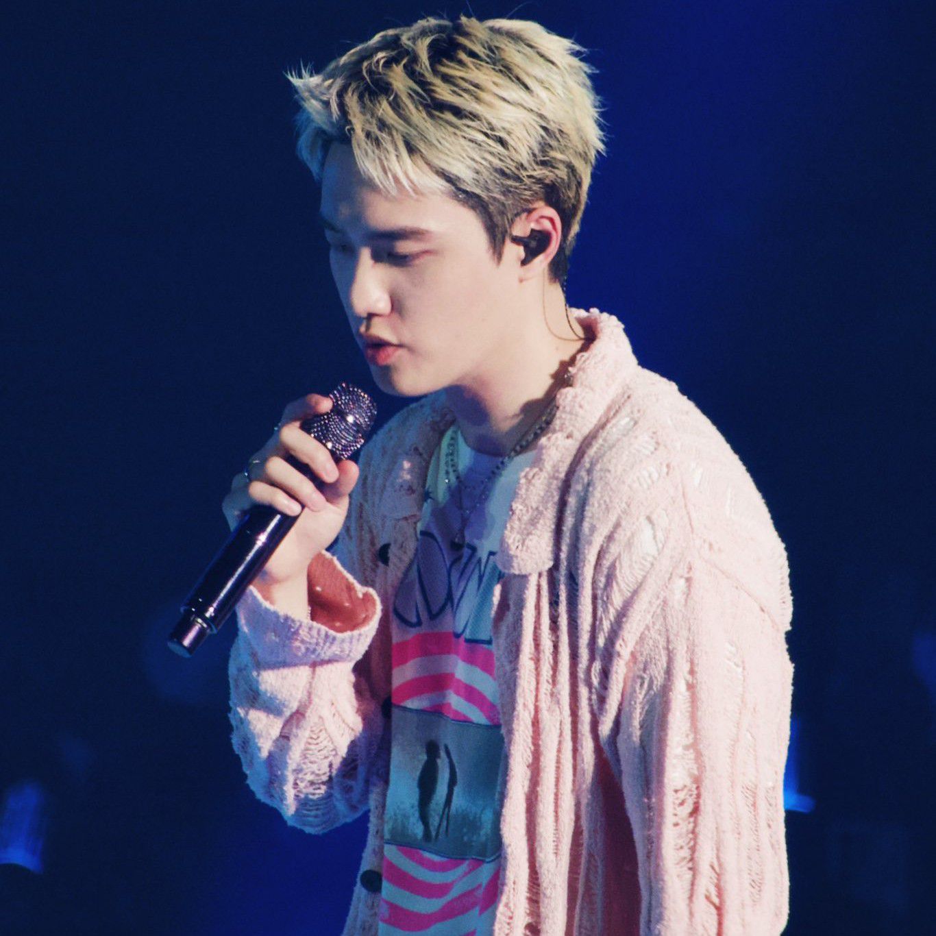 A moment captured by D.O. (EXO)'s fan
