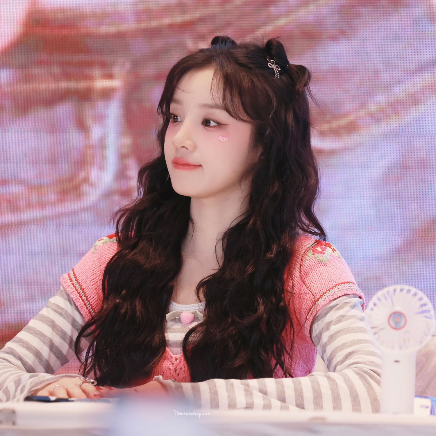 우기 (아이들)의 최신 사진
