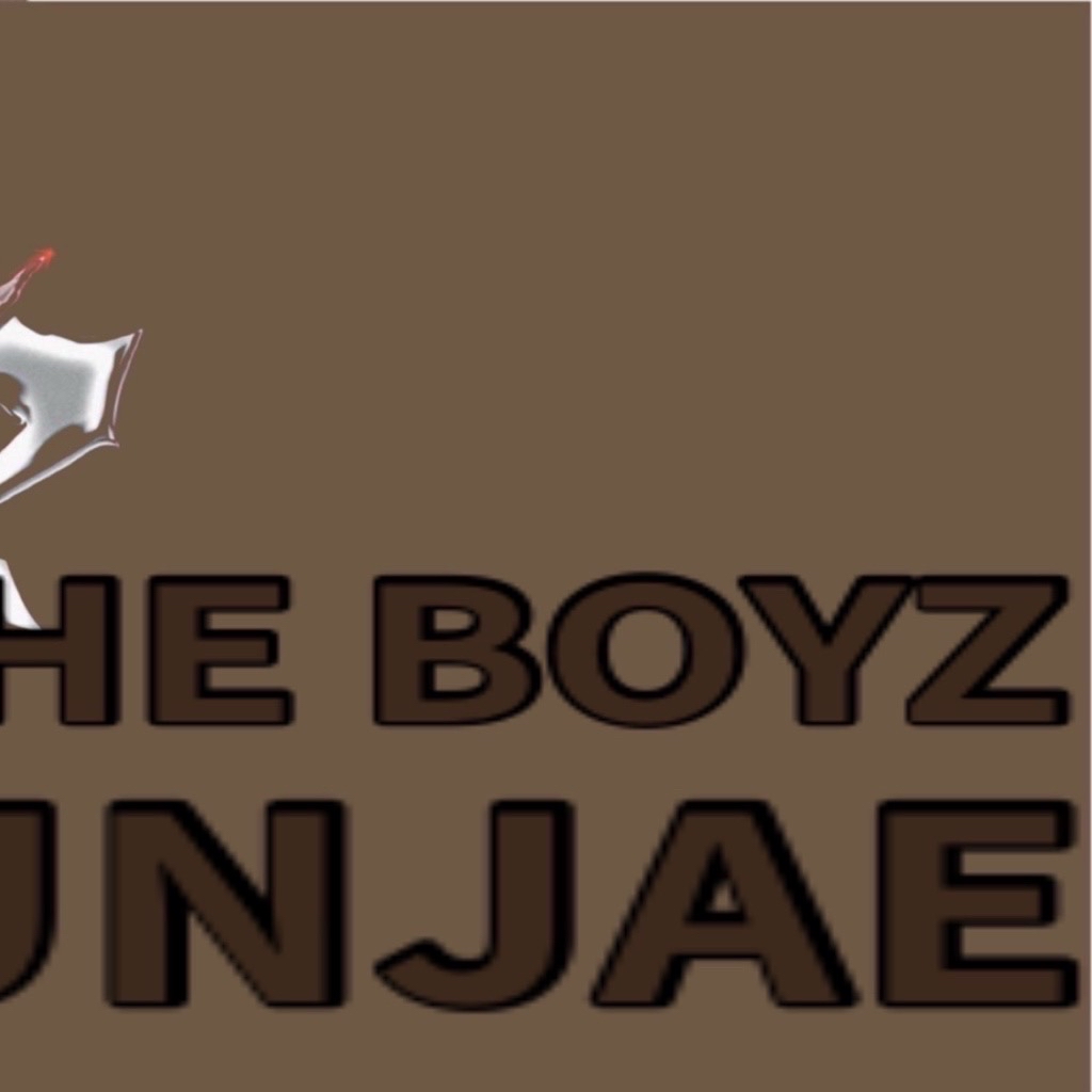 Latest photo of Hyunjae (THE BOYZ)