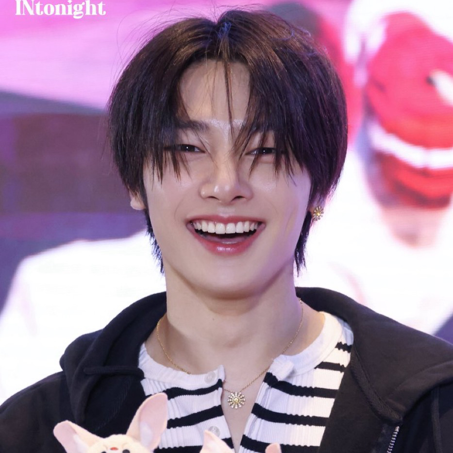 Behind-the-scenes cut of I.N (Stray Kids)