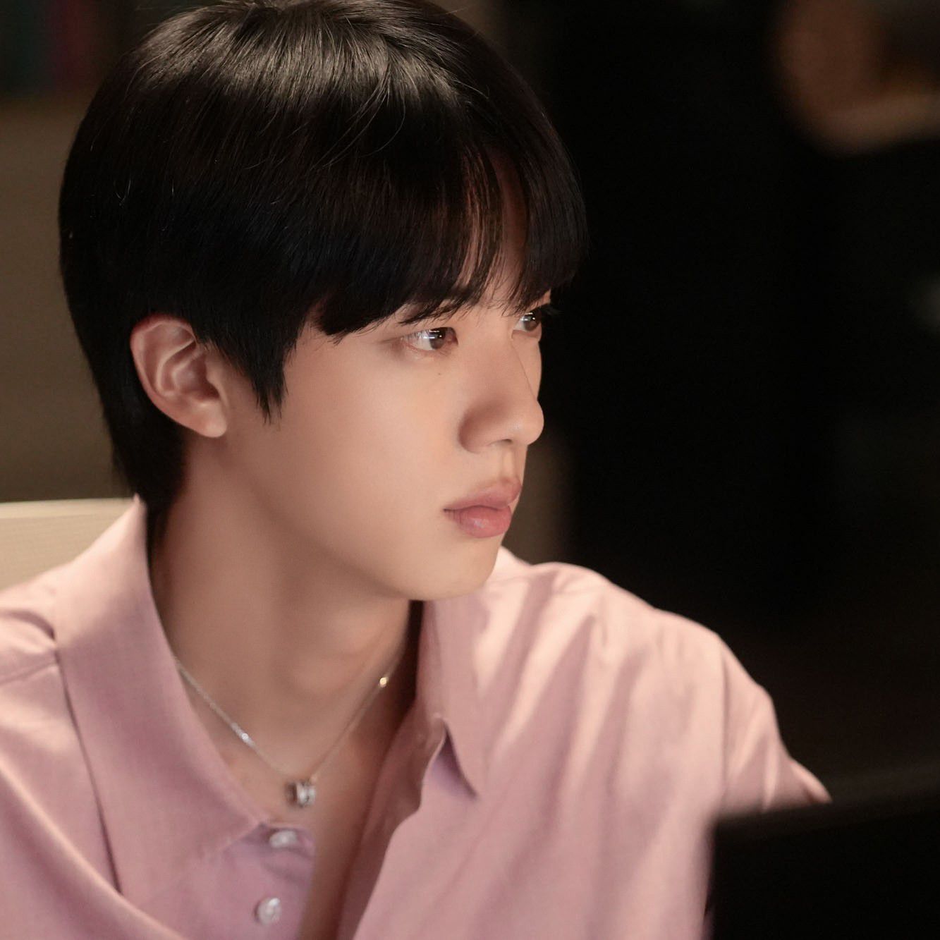 진 (방탄소년단)의 비하인드 컷