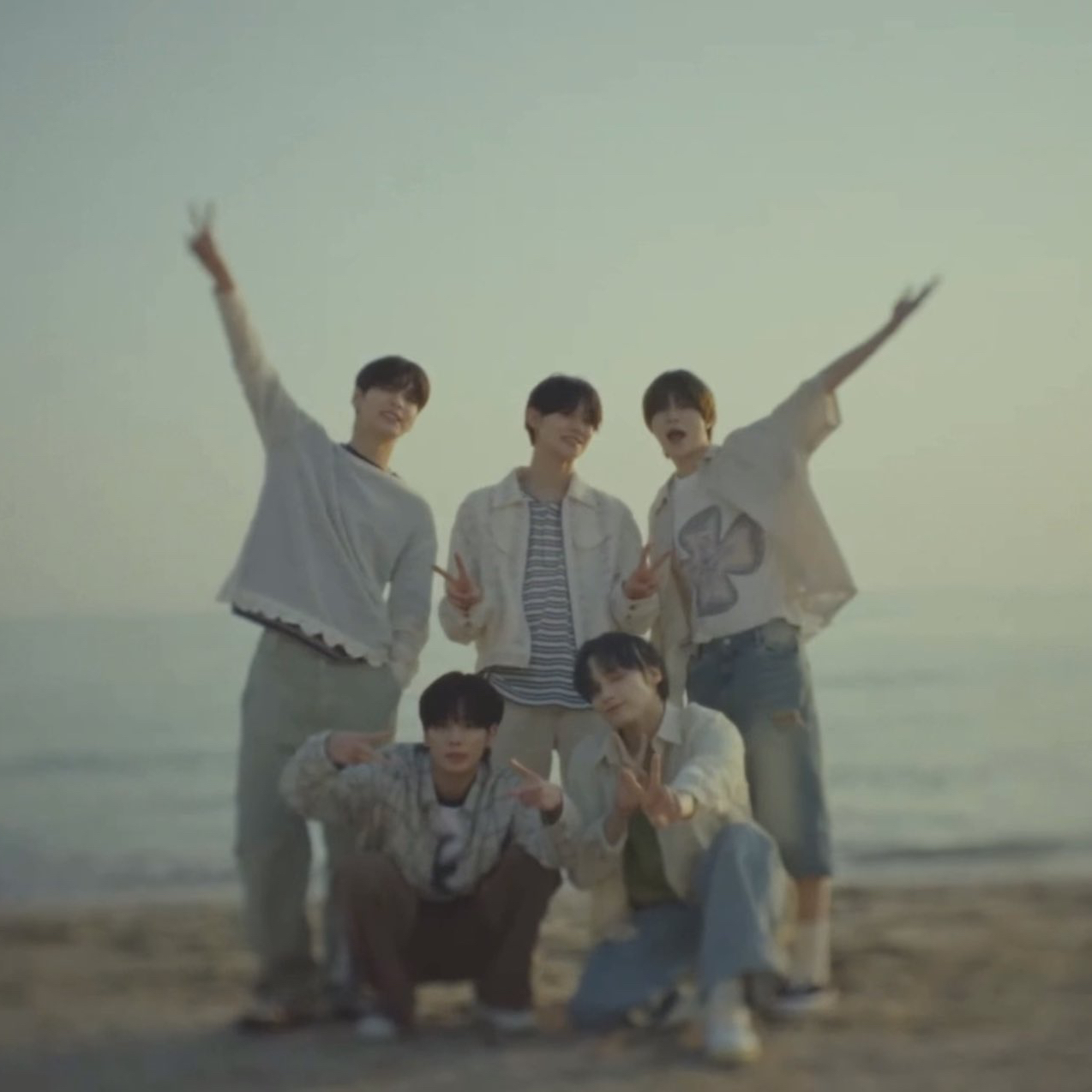 Latest photo of TOMORROW X TOGETHER