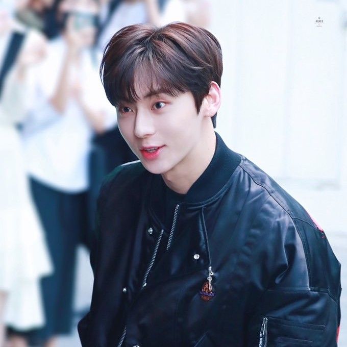 Latest photo of Hwang Minhyun