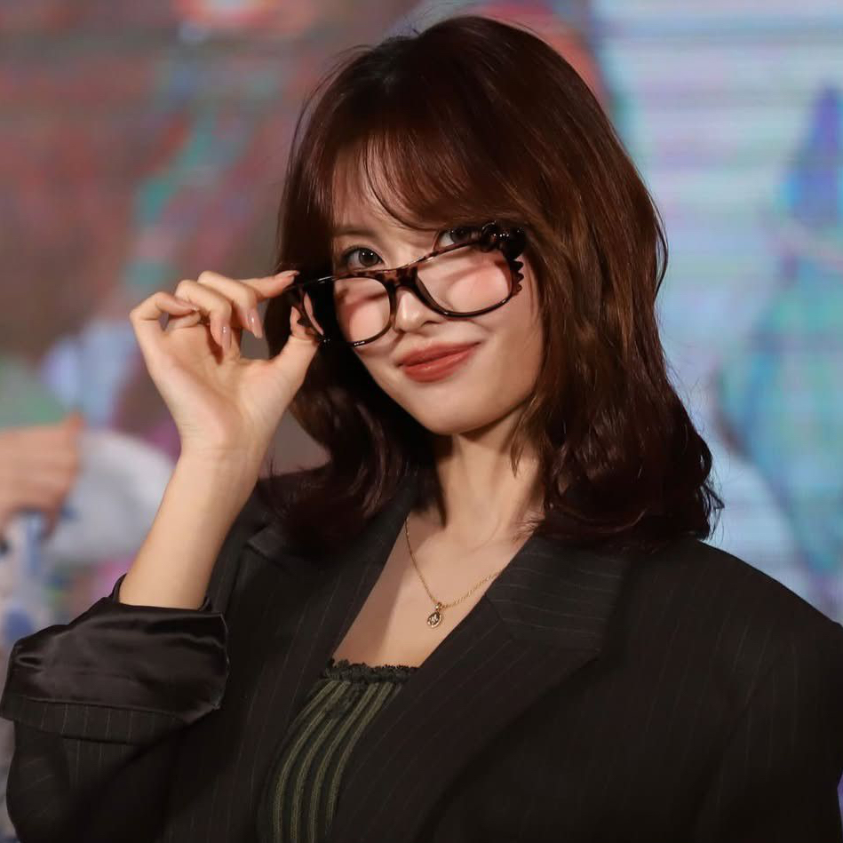 Latest photo of Momo (TWICE)