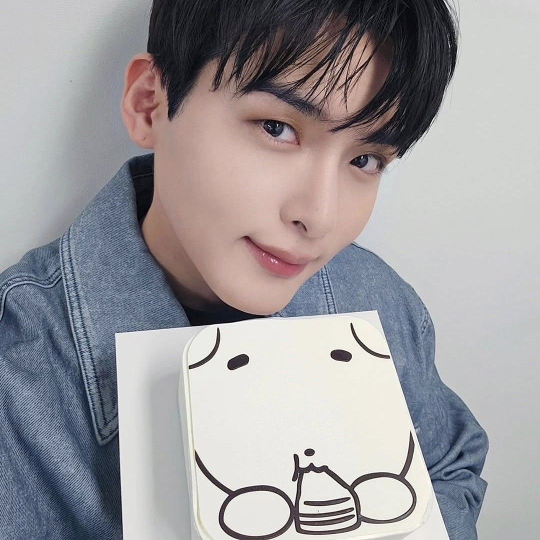 A moment captured by Ryeowook (Super Junior)'s fan