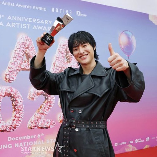 Behind-the-scenes cut of WOODZ