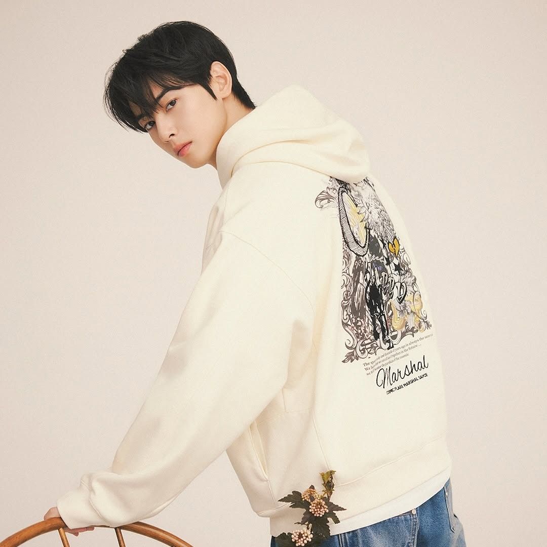 Recent activity shot of Eunwoo (ASTRO)