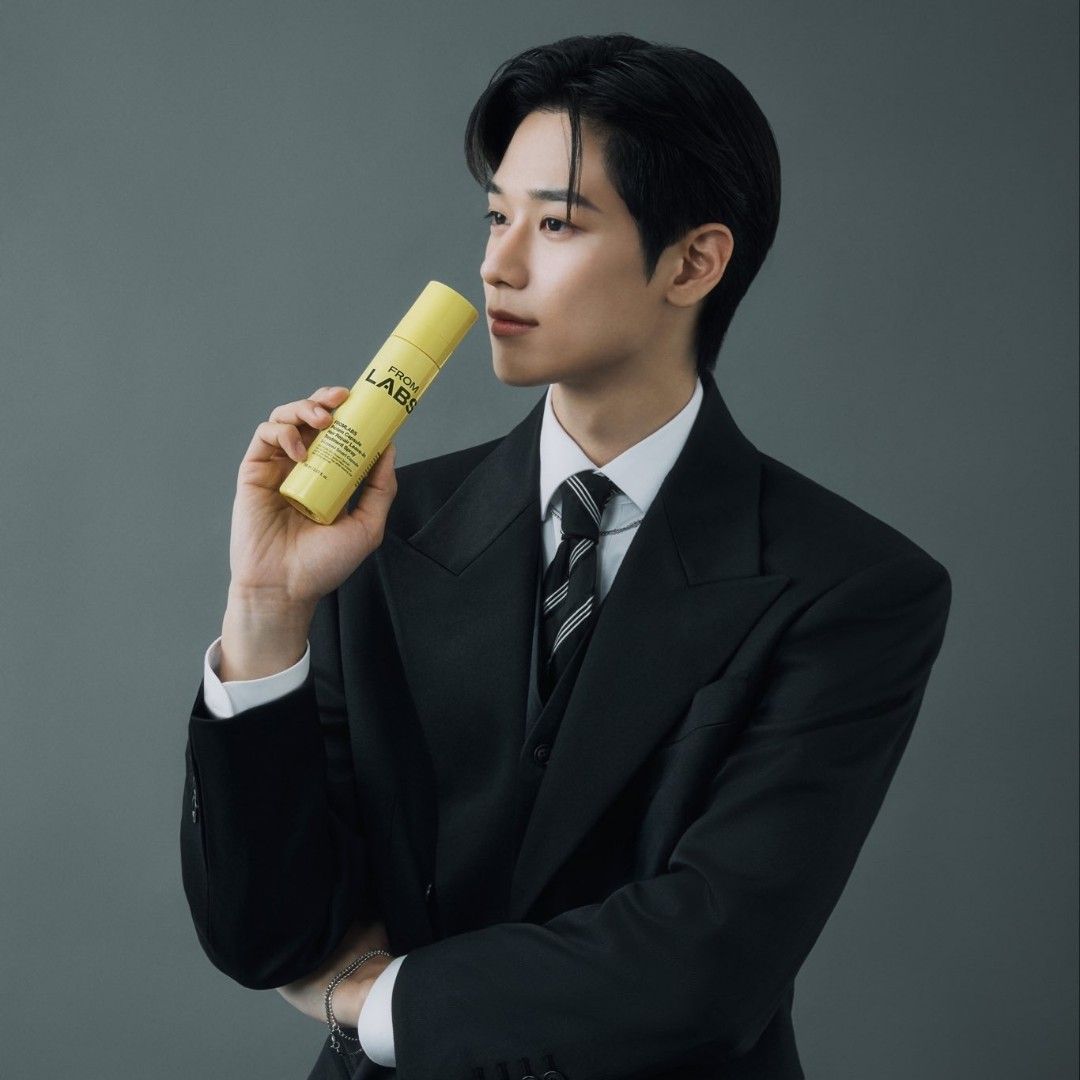 Behind-the-scenes cut of Juyeon (THE BOYZ)