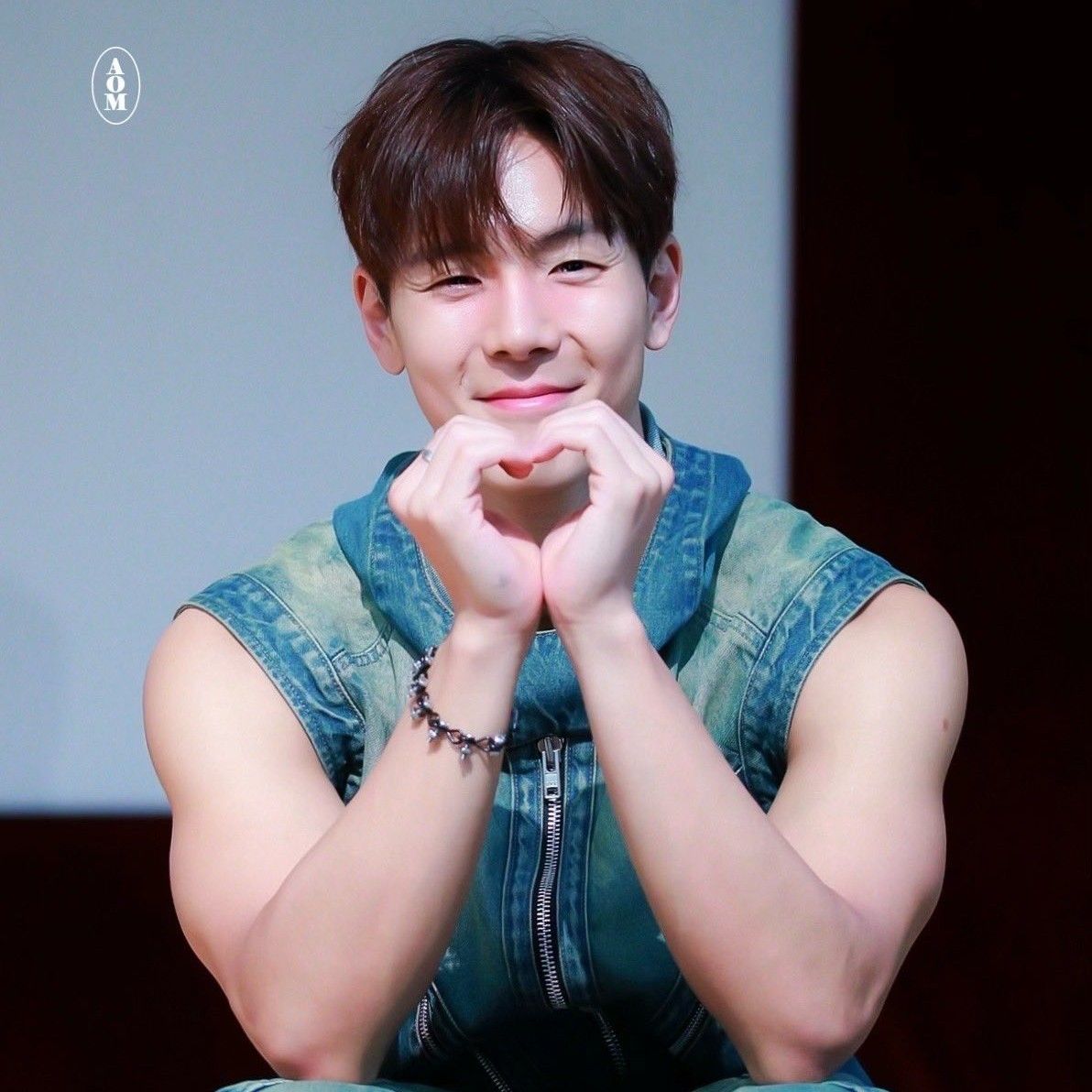 Shownu (MONSTA X)粉絲拍下的瞬間