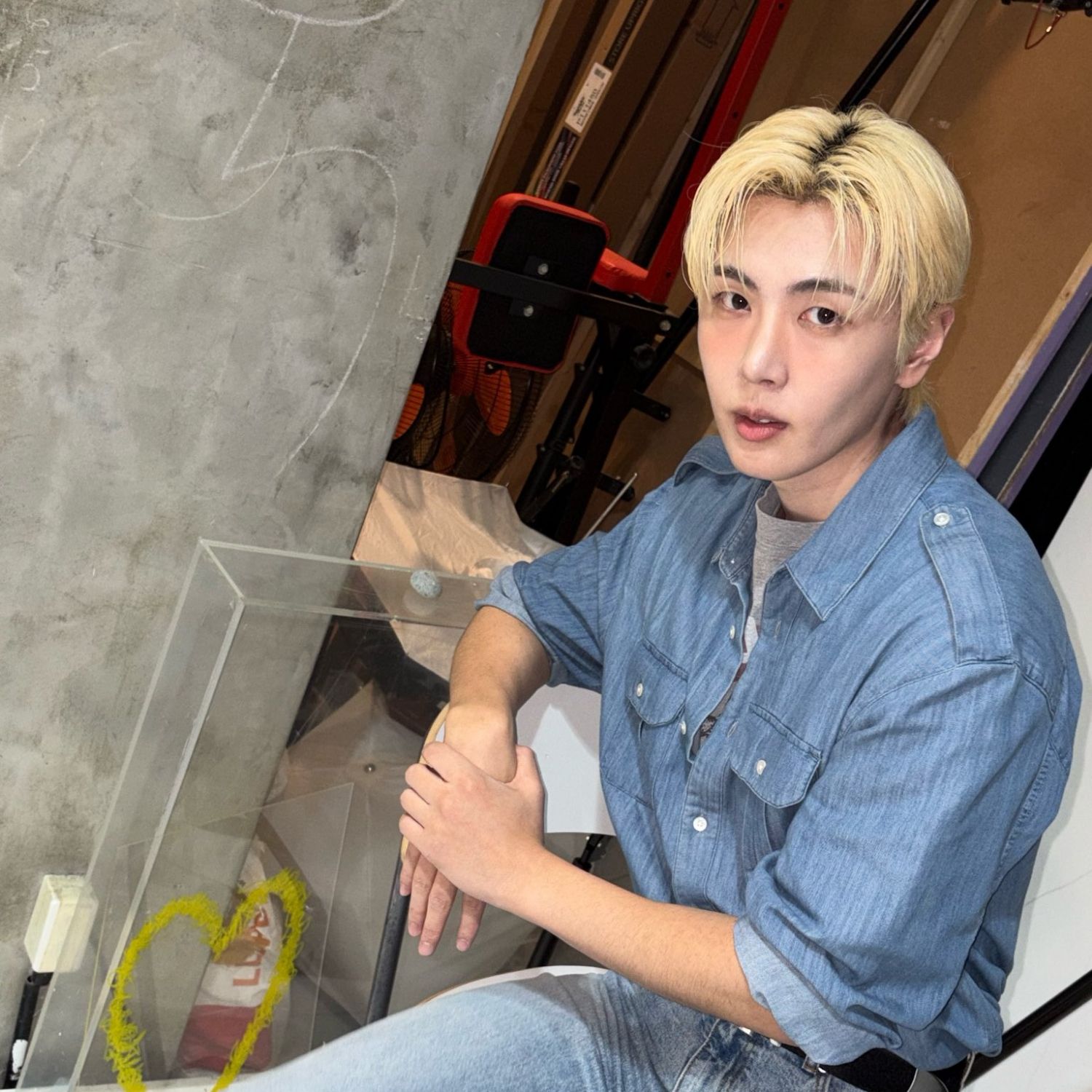 在允 (SF9)的幕后花絮