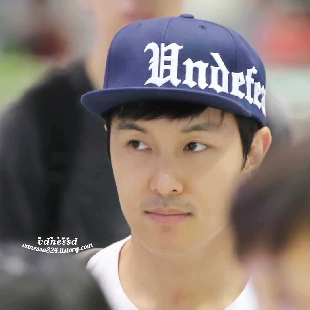 A moment captured by Kim Dongwan (SHINHWA)'s fan