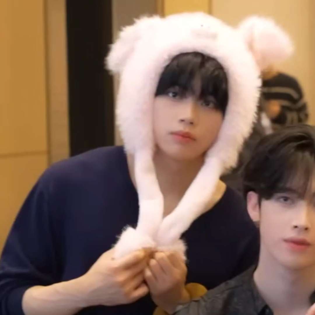 朴干旭 (ZEROBASEONE)的最新照片