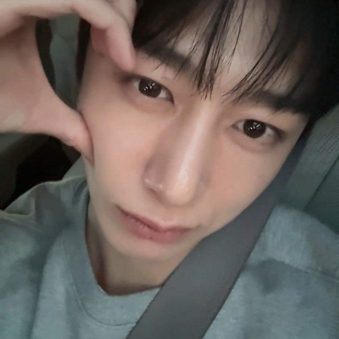 Recent activity shot of Hyungwon (MONSTA X)