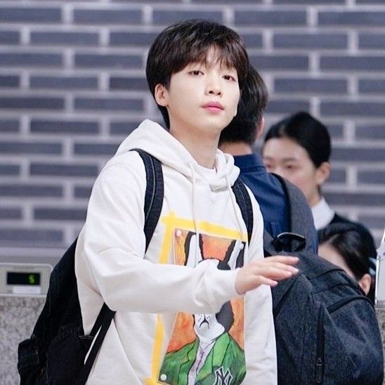 Behind-the-scenes cut of Jeong Sewoon