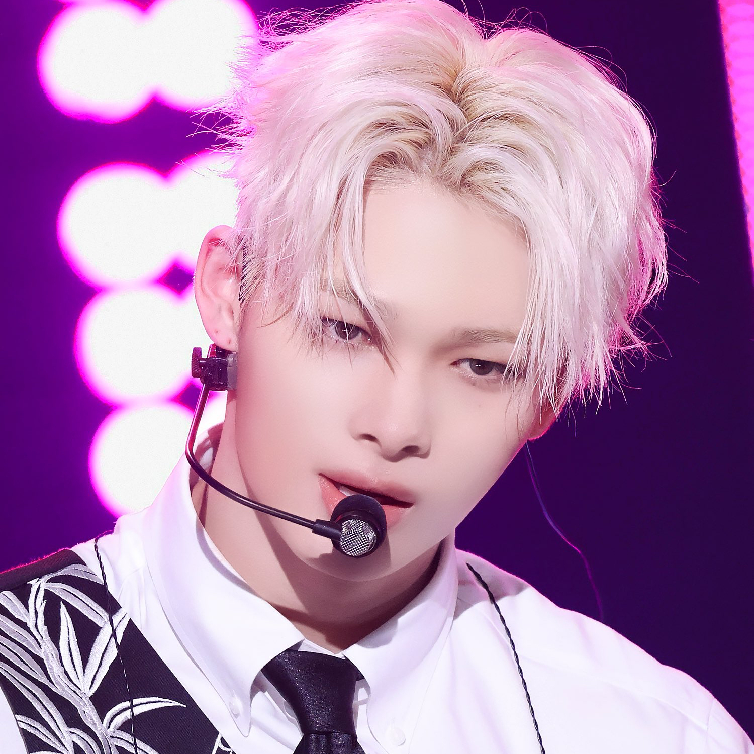 NI-KI (ENHYPEN)的最新活動照片