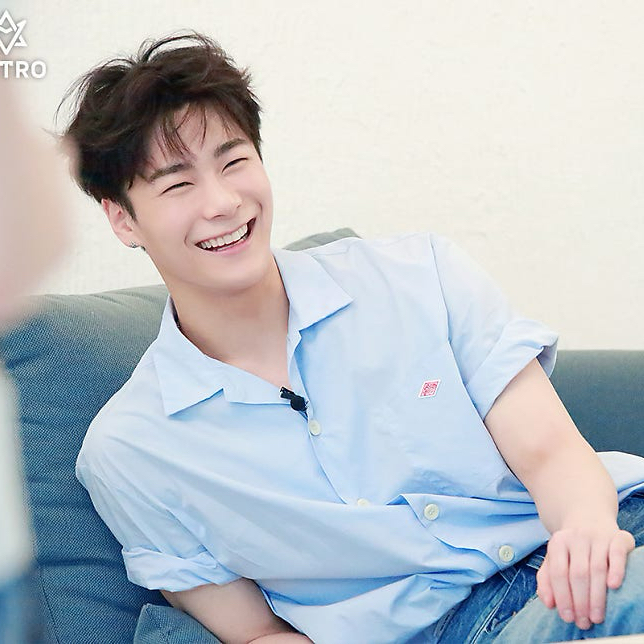 Behind-the-scenes cut of Moonbin (ASTRO)
